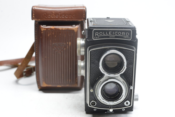 Pre-Owned - Rollei/Rolleicord III Type 2 DBGM TLR W/75mm Xenar F/3.5 at  Acephoto.net