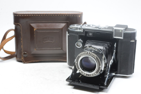 Pre-Owned - Zeiss Ikonta Super 532/16 6x6 Medium Format Film Camera  w/Zeiss-Opton Tessar RED T 80mm F/2.8 at Acephoto.net