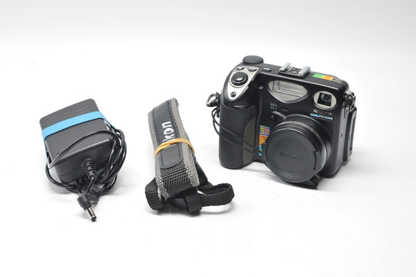 Pre-Owned - Nikon COOLPIX 5000 Digital Camera (Black)