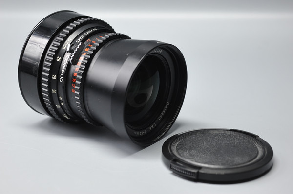 Pre-Owned - Carl Zeiss 60mm Distagon f/3.5 C Black for Hasselblad 