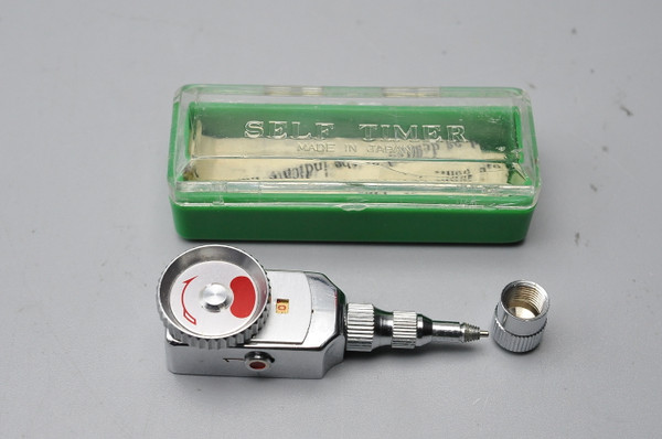 Pre-Owned - Vintage Holmar Self Timer w/case at Ace Photo