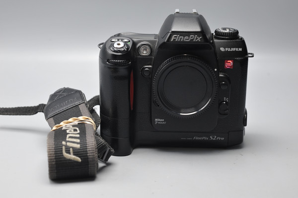 Fujifilm Finepix S2 作例あり】FUJIFILM Finepix S2 Pro
