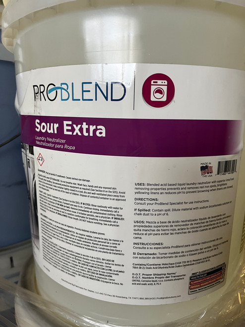 Ultra concentrated acid neutralizer for commercial laundries provides superior pH control, and enhances white linen. Great for use in tunnel washers.