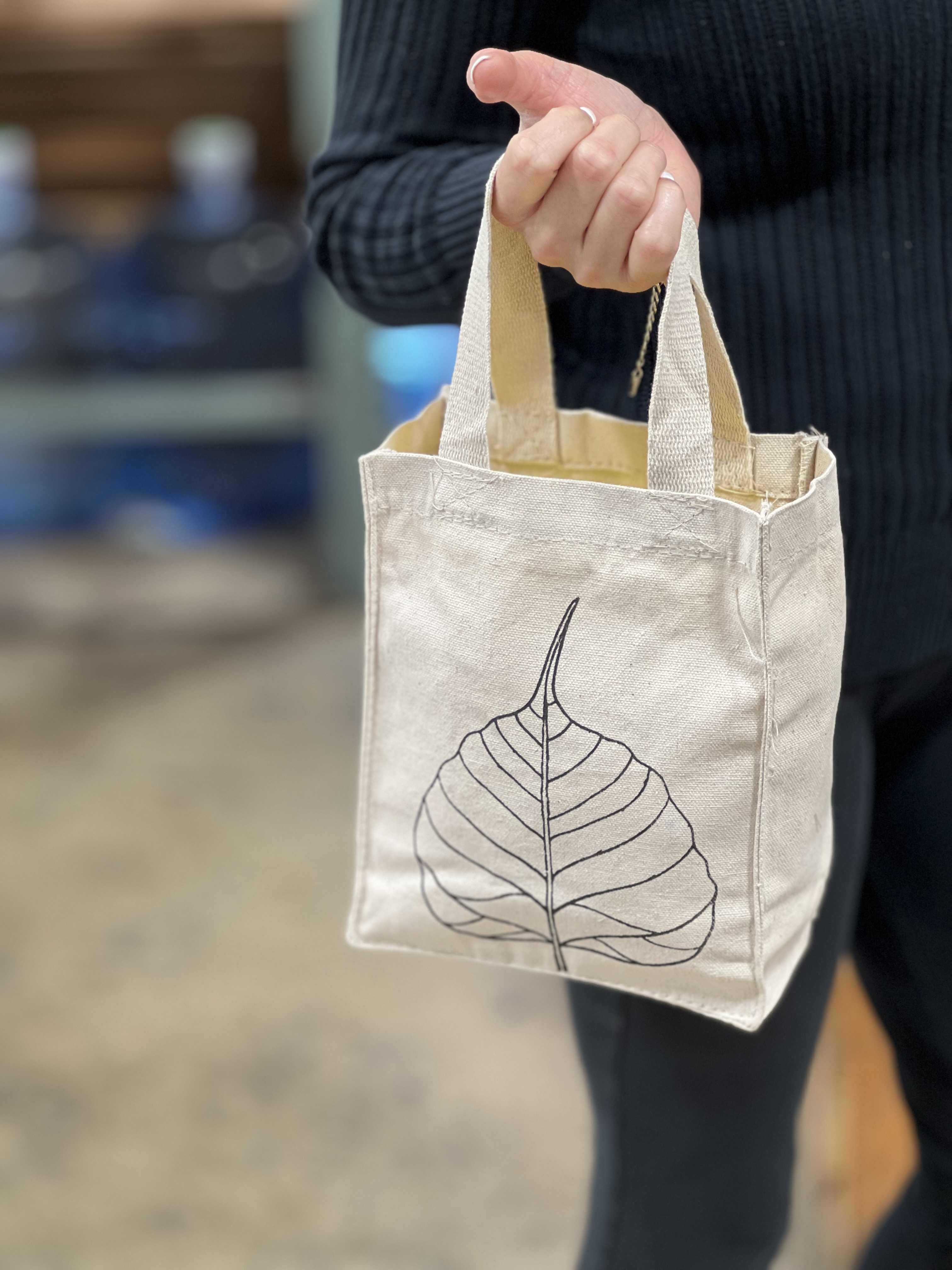 Tote Bag Mini 9"x 7" natural (Leaf) New Arrivals VD Importers Inc.