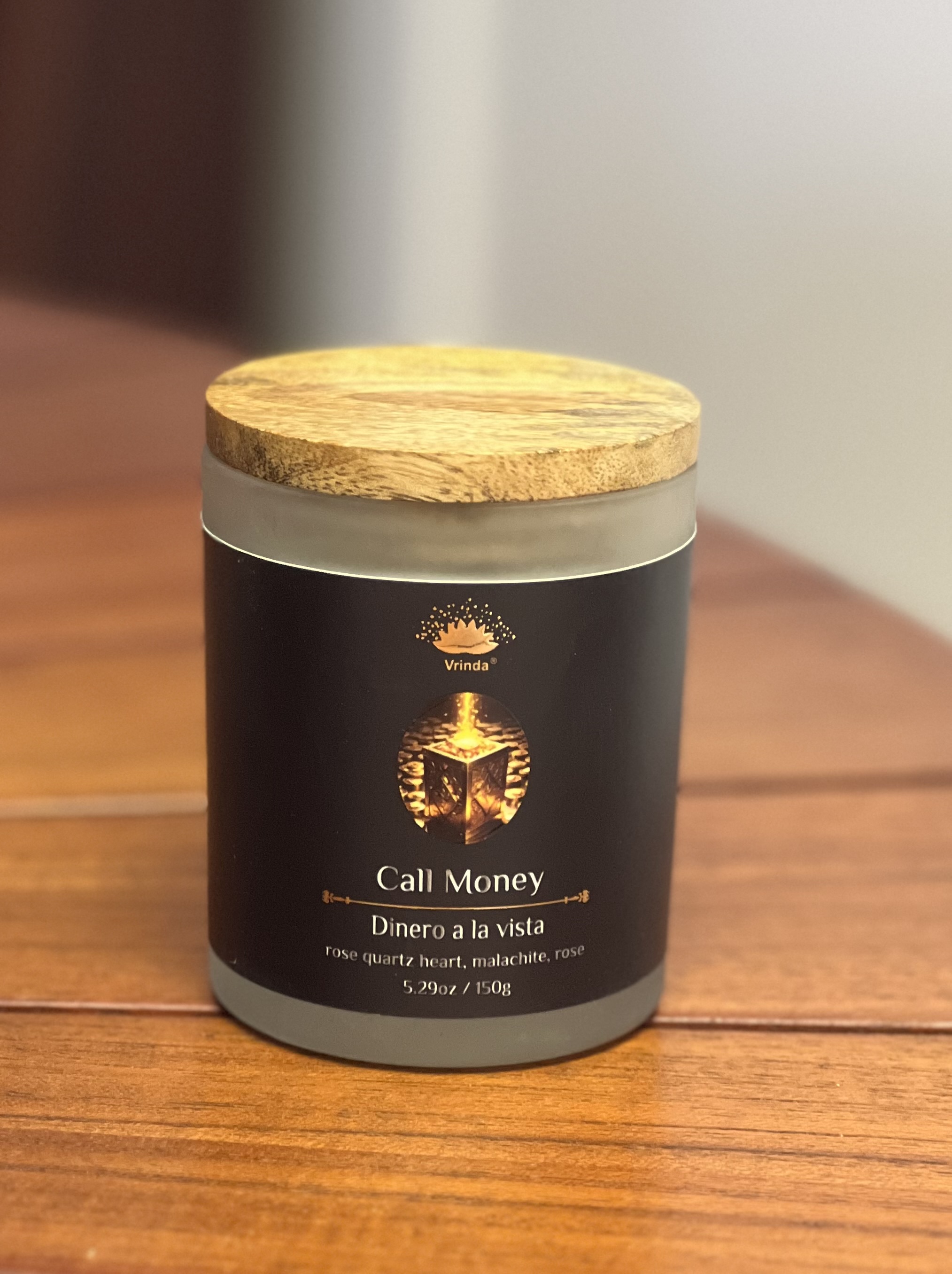 Call Money Scented glass candle with crystals, Soy Blend