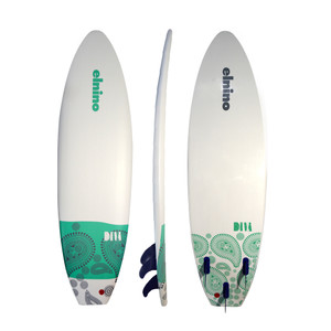 Elnino Diva - white deck and white slick with "diva" pattern. With single swivel legrope and detachable triple fin system (up to 105kg learner - 110kg exper). Elnino Diva - white deck and white slick with "diva" pattern. With single swivel legrope and detachable triple fin system (up to 105kg learner - 110kg exper).
