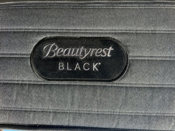 BEAUTYREST BLACK C-CLASS PLUSH PILLOWTOP QUEEN MATTRESS-FREE SHIP!