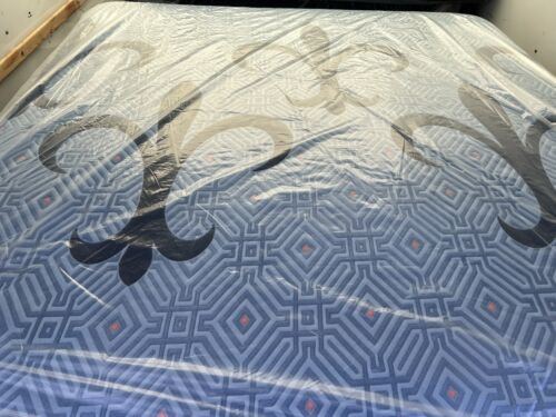 STEARNS AND FOSTER LUXE ESTATE HYBRID FIRM KING MATTRESS