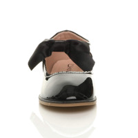 Front view of Black Patent Childrens Ribbon Bow Scalloped Mary Jane Shoes