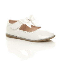 Front right side view of White Patent Childrens Ribbon Bow Scalloped Mary Jane Shoes