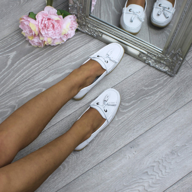 Model wearing White Low Heel Wedge Comfort Boat Shoes Loafers