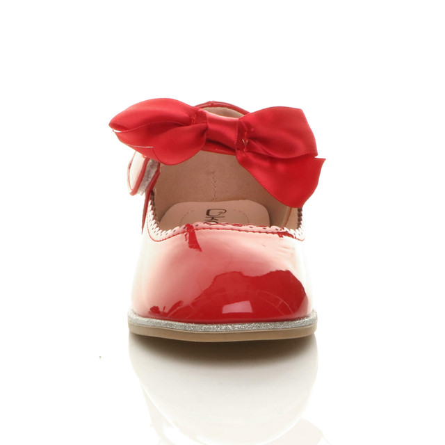 Front view of Red Patent Childrens Ribbon Bow Scalloped Mary Jane Shoes