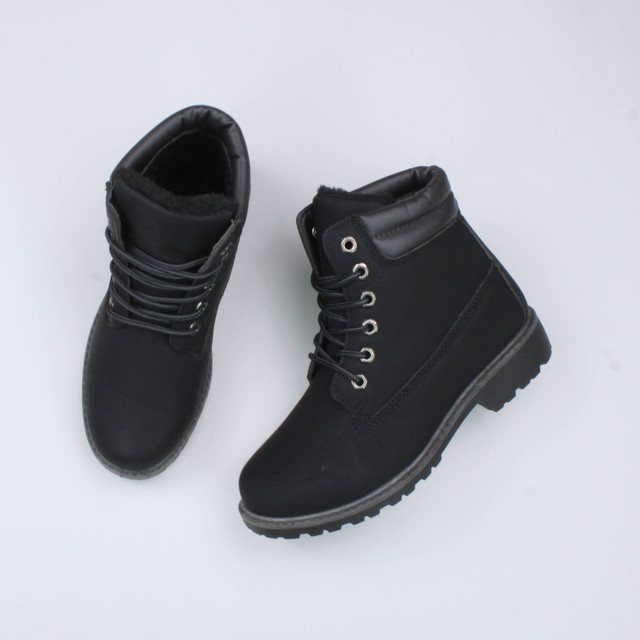 Black PU Mens low heel lace up fur lined military work ankle boots