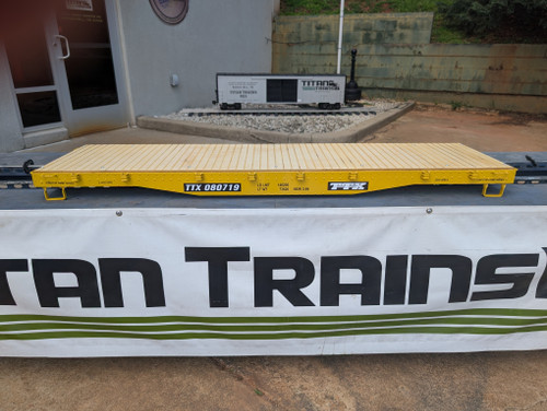 5' FLAT CAR BODY, ASSEMBLED, YELLOW, TTX