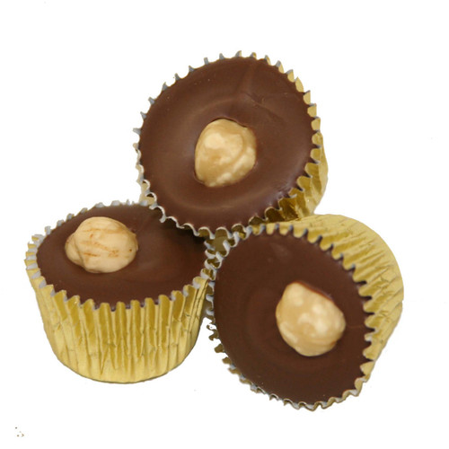 Passover Truffle Cups with Hazelnut Passover Truffle Cups with Hazelnut