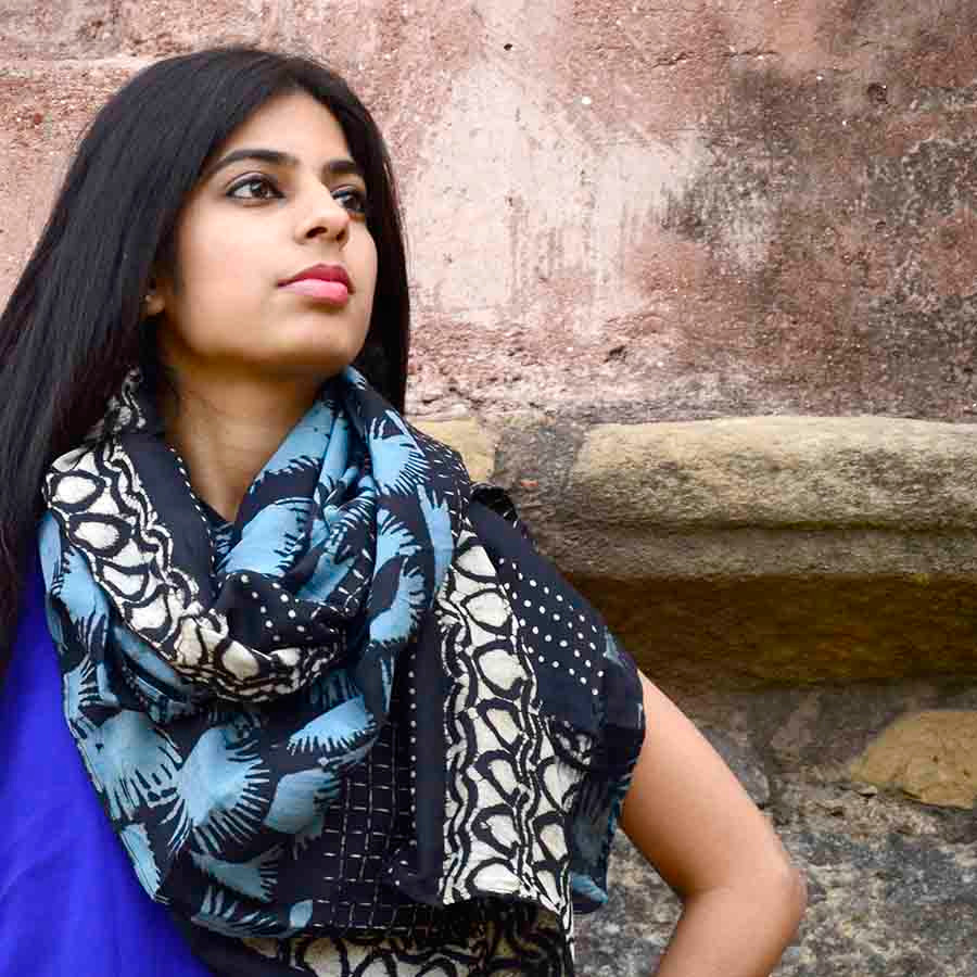 black-white-blocked-wrap-ichcha