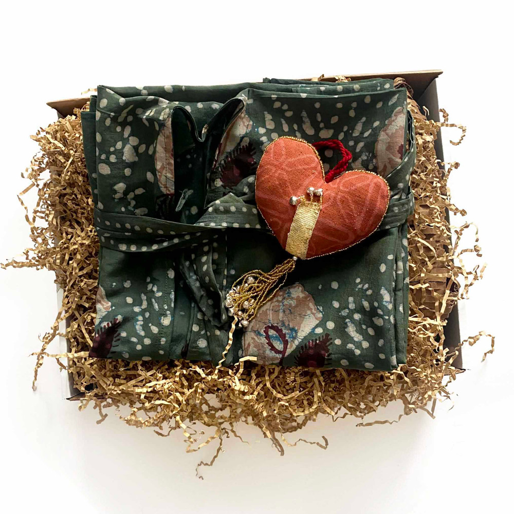 romantic valentines gift set