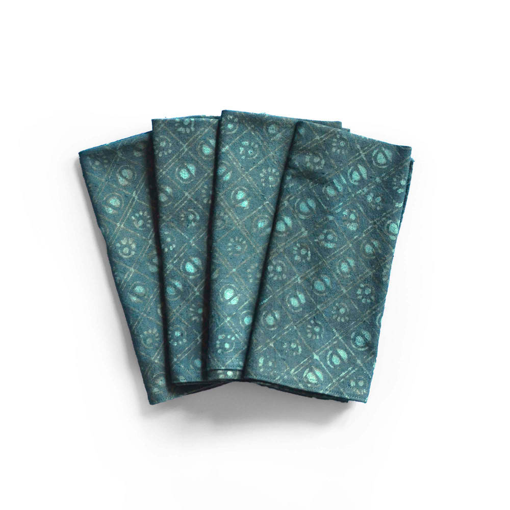 sustainable table linens
