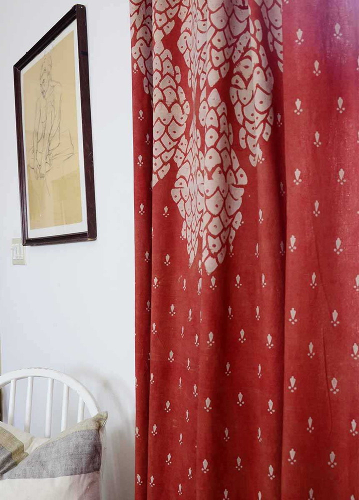 curtains with borders