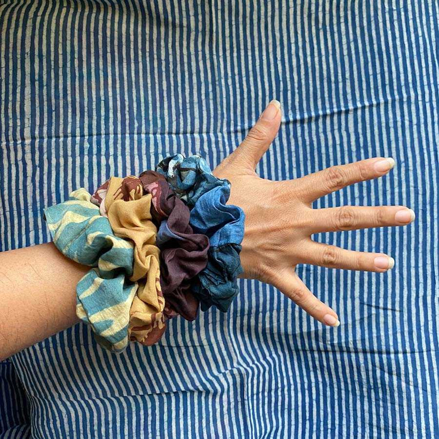 Ichcha's Hand-Dyed Scrunchies: Eco-Friendly Hair Accessories
