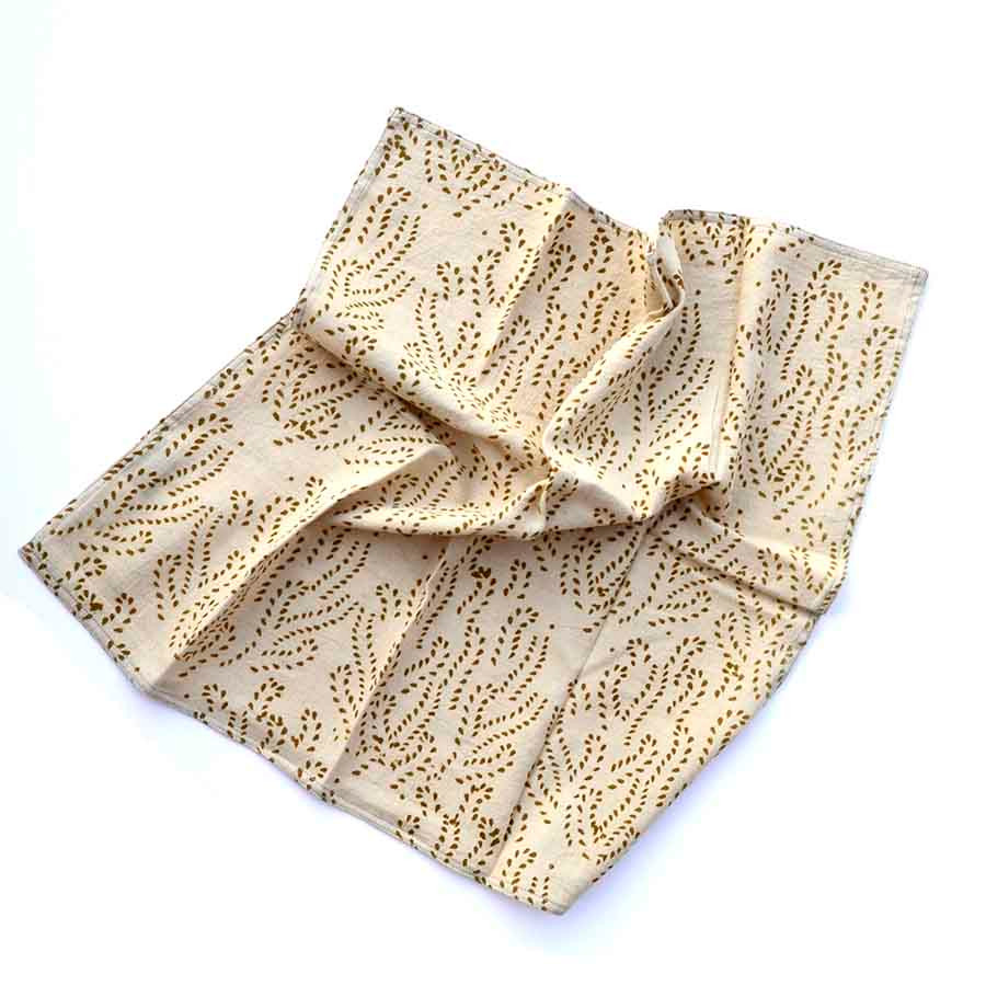 beige cloth napkins