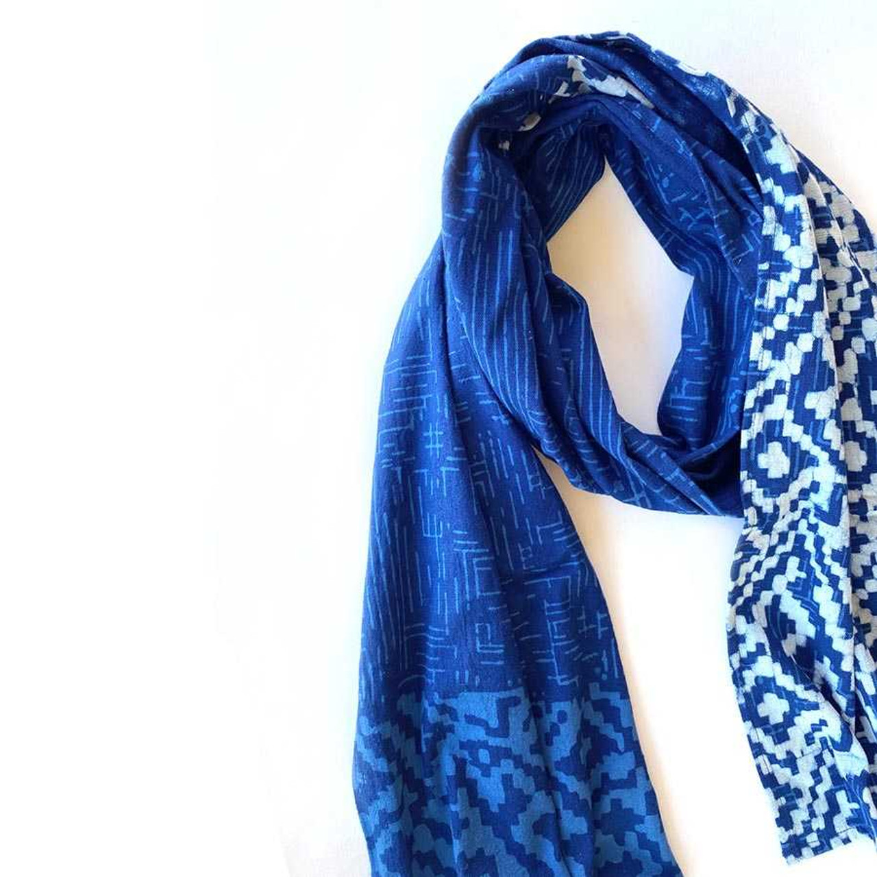 Scarves for women in in Organic Silk & hand block printed