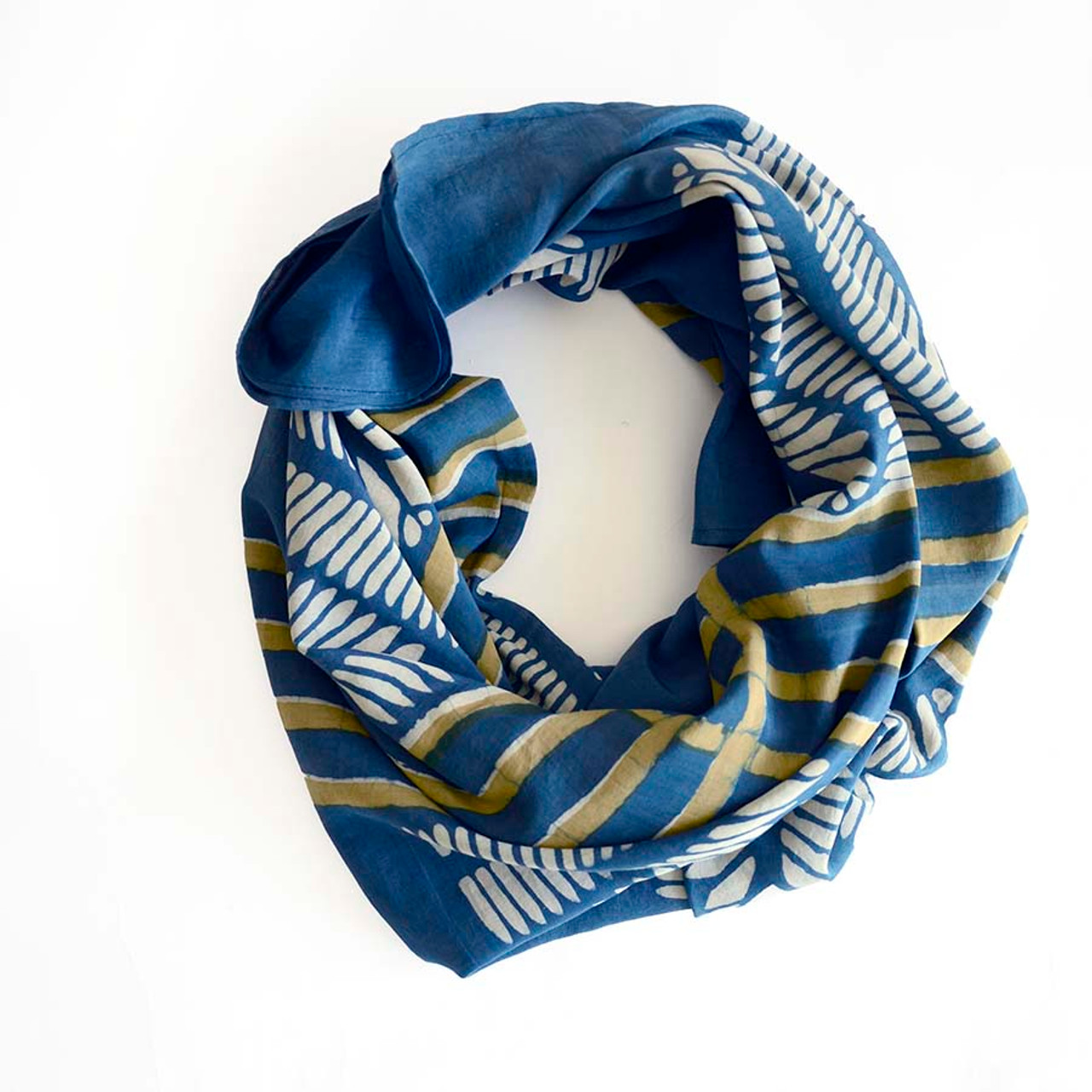 小物 Hand Printed Silk Scarf - blue 小物 Hand Printed Silk Scarf - blue Silk Square Scarf - Hand