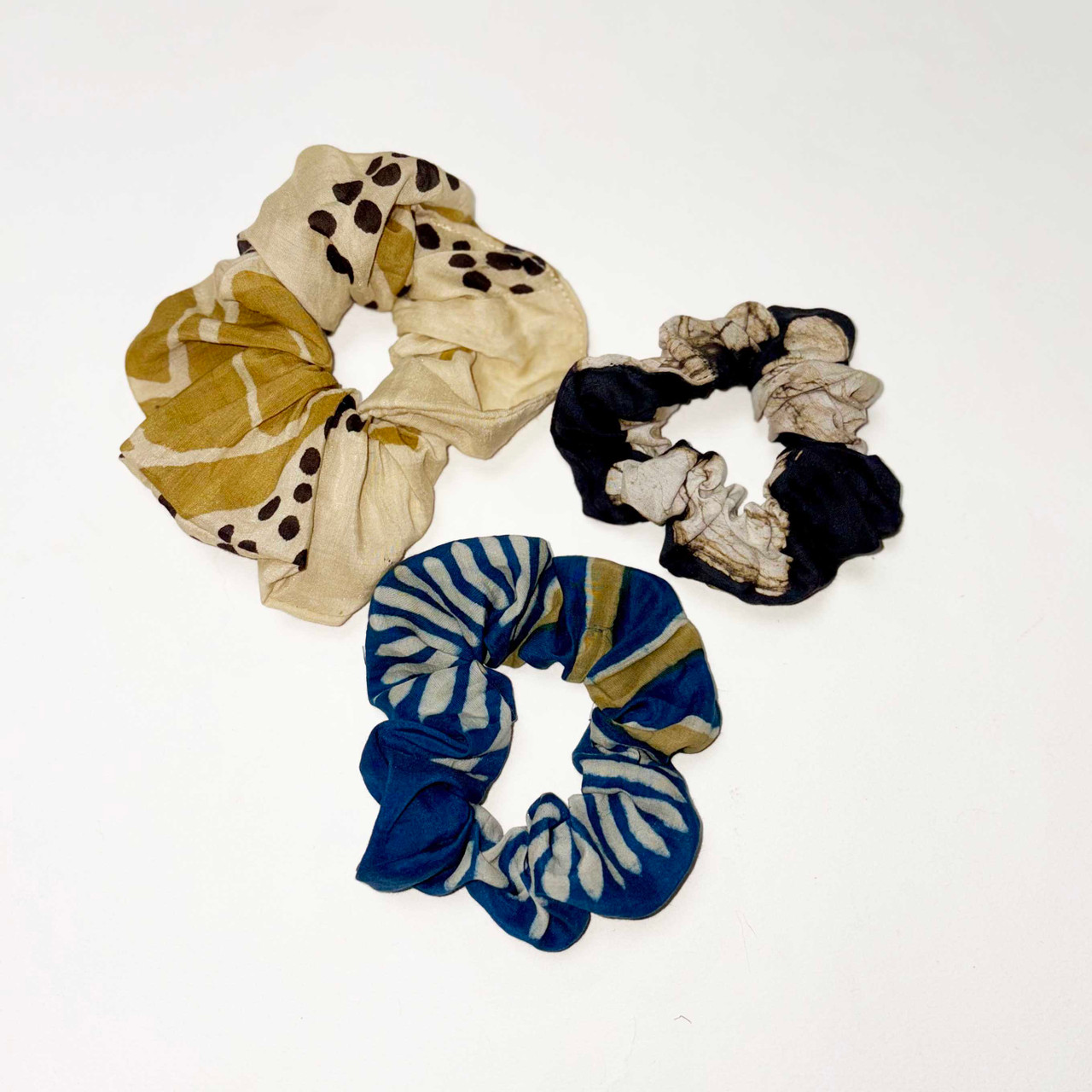 Handmade Cotton Silk Scrunchies - Set of 3 | Ichcha display picture 1