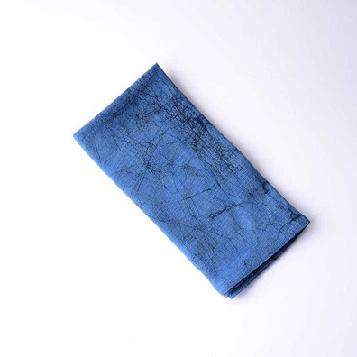 blue napkins