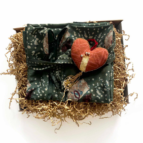 romantic valentines gift set