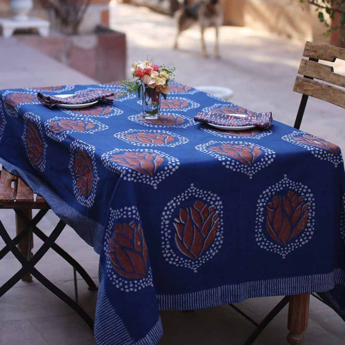 Tablecloth Size Chart: How to Choose the Perfect Tablecloth for Any Table