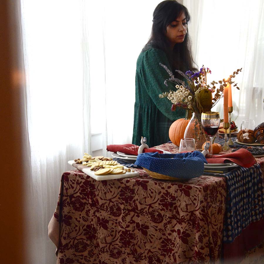 12 Simple Thanksgiving Decor Ideas to Try in 2024