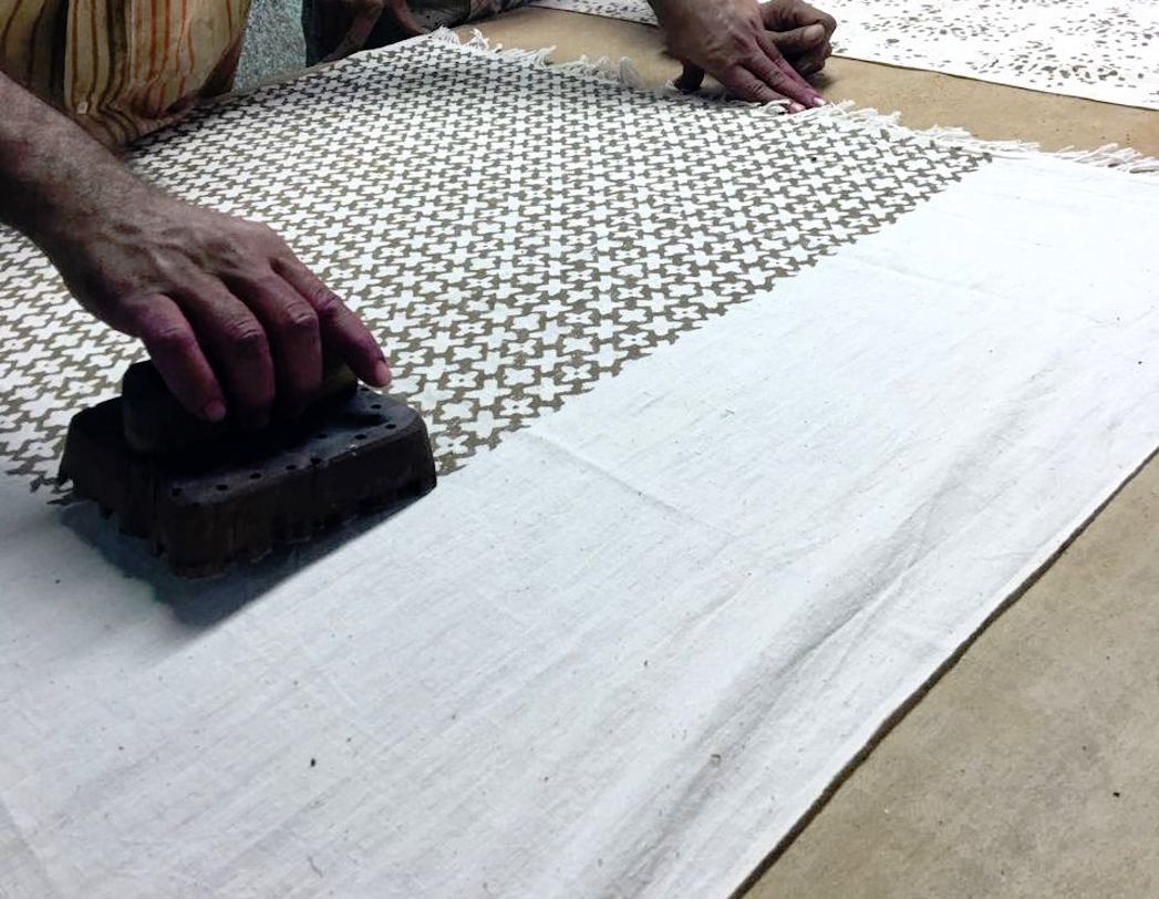 Block printing in India and weaving - Ichcha