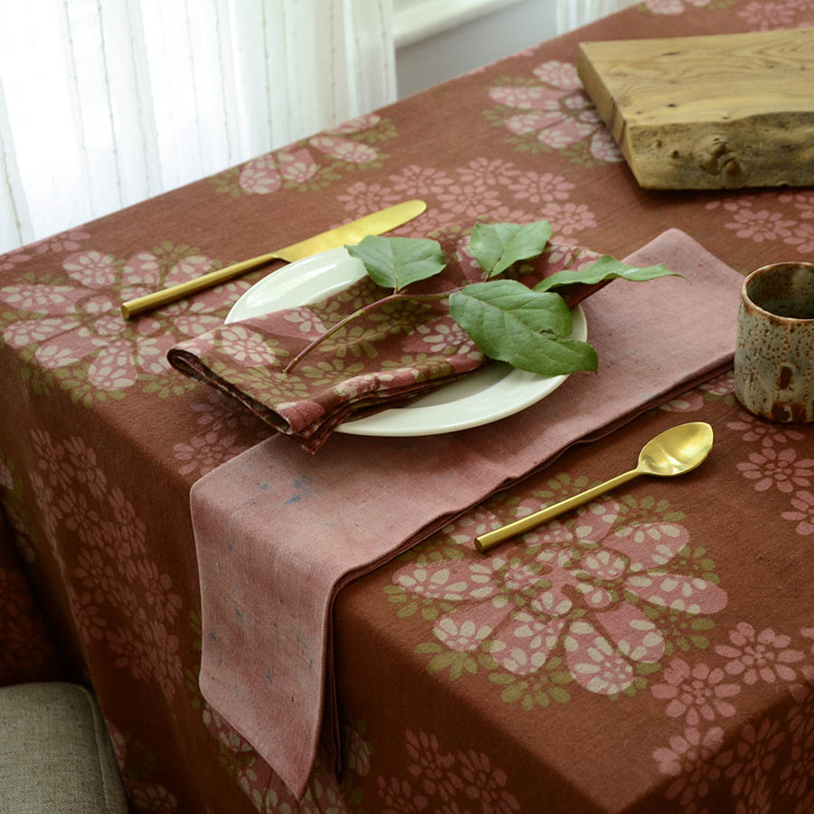 Linen Napkins  Let Yourself Experiment & Create the Ideal Tablescape