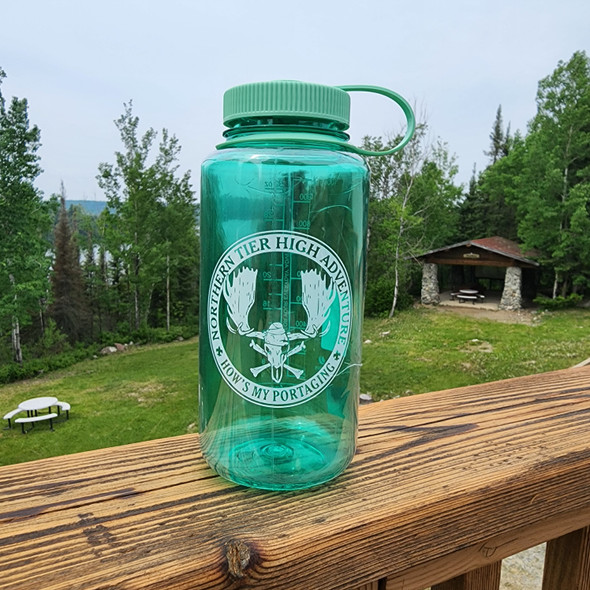 Nalgene. Pirate Moose 32 oz Pastel Green