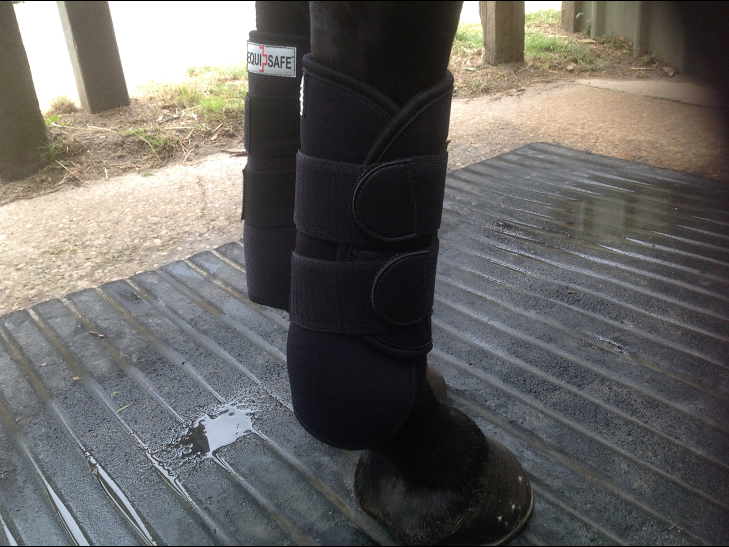 Equisafe AIR Bandage Boot The City Barn Store