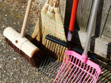 Stable + Tackroom Accessories - Forks, Rakes and Brooms - The City Barn ...
