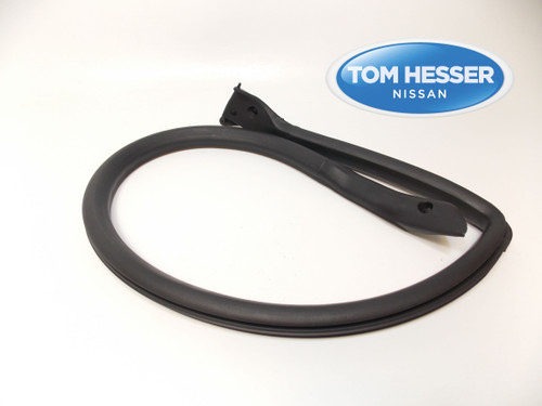 76861-04U01 WEATHERSTRIP UPPER WINDOW LH NISSAN SKYLINE R32 GT-R