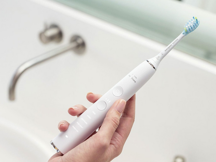 Đánh giá về bàn chải điện Philips Sonicare DiamondClean