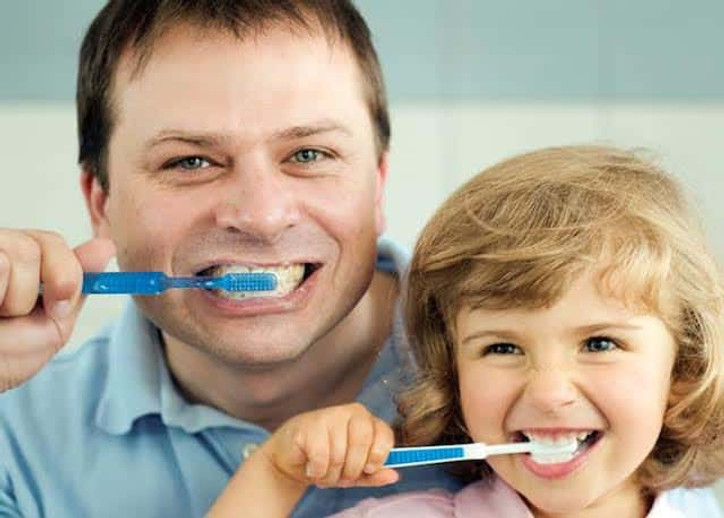 Một số điều chú ý khi dùng bàn chải đánh răng