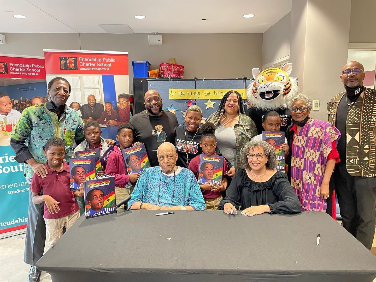 useni-and-laura-author-visit-in-dc.jpg useni-and-laura-author-visit-in-dc.jpg