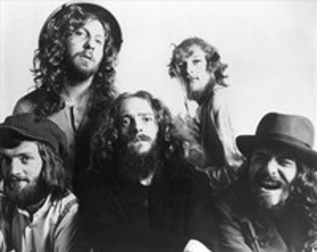 IS THIS THE END OF JETHRO TULL - AND THE BEGINNING OF IAN ANDERSON? IS THIS THE END OF JETHRO TULL - AND THE BEGINNING OF IAN ANDERSON?
