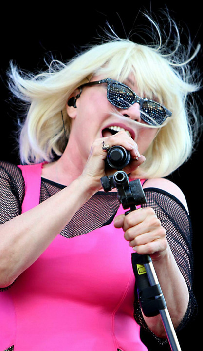 BLONDIE ARE TOURING - SUMMER 2022 BLONDIE ARE TOURING - SUMMER 2022