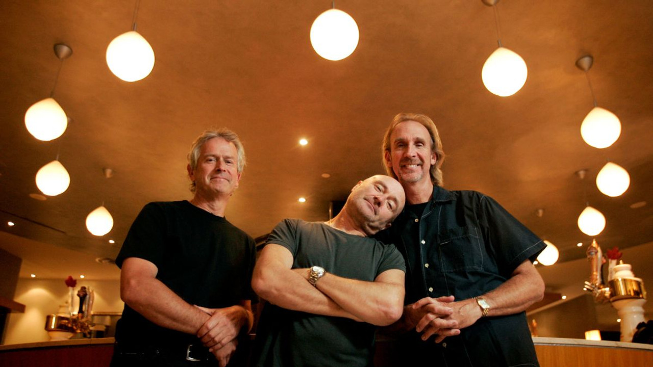 GENESIS REUNITING & TOURING GENESIS REUNITING & TOURING