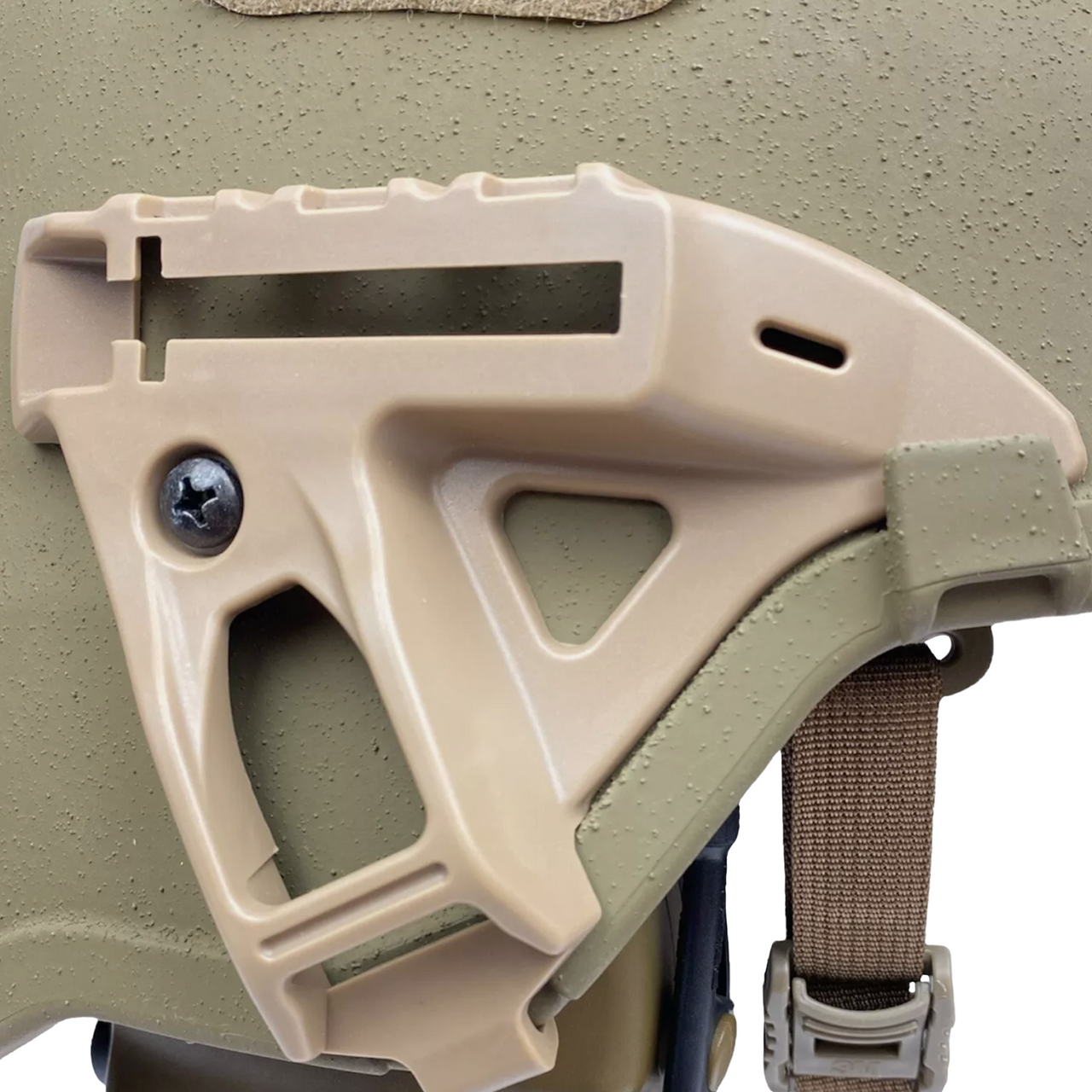 T047 IHPS HELMET RAILS