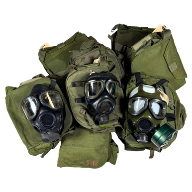 T054 M40 SERIES GAS MASK, RANDOM PICK - AWS INC