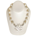 Shell Pearl Necklace: White Baroque