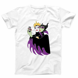 Selfie Queen Tee Princess Vacation Man's T-Shirt Tee Selfie Queen Tee Princess Vacation Man's T-Shirt Tee