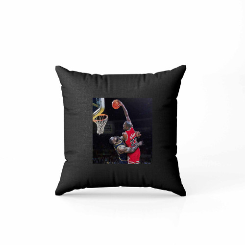 Michael Jordan Dunk On Lebron James Pillow Case Cover