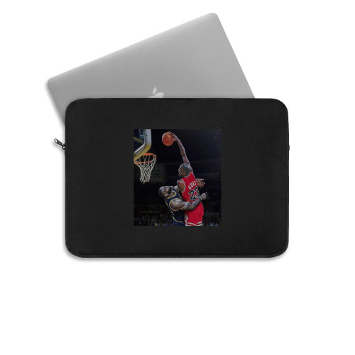 Michael Jordan Dunk On Lebron James Laptop Sleeve